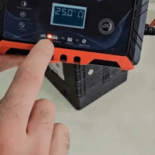 Cargador de Baterias 🔋⚡ “¡No te quedes tirado en el camino! CARGADOR DE BATERIAS CON PANTALLA LED — Arranca Tu Carro Ya 🚘